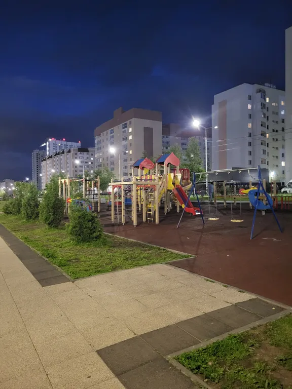 Уютная квартира рядом с аллеей Героев