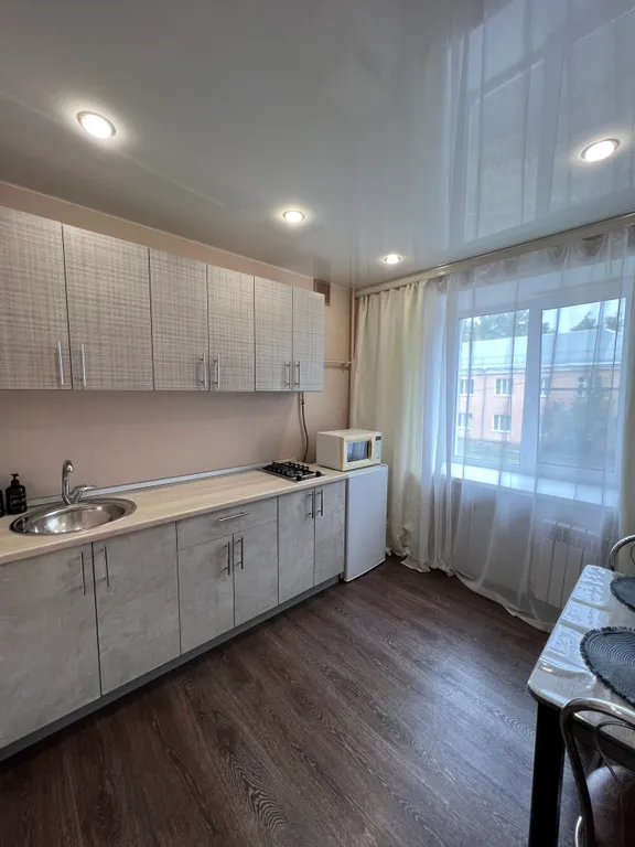 Уютная квартира в отличном районе — аренда посуточно в Ковров