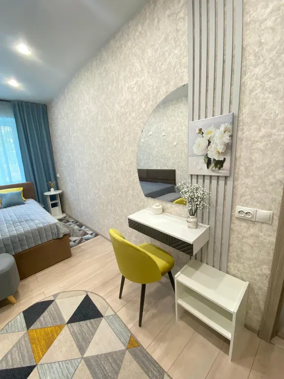 Двухкомнатная квартира на пл. Театральной