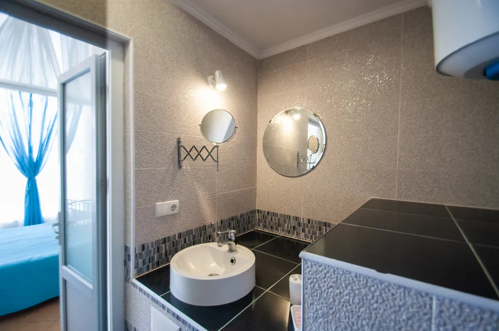 Студия с балконом астра 4