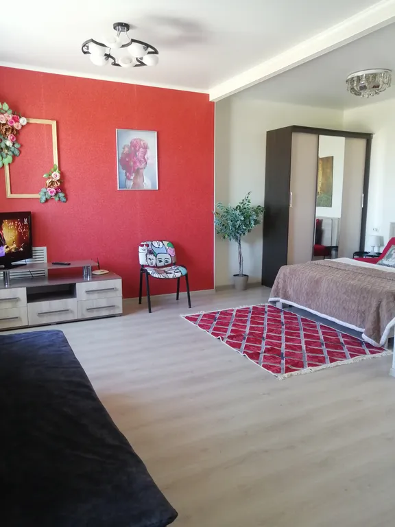 Уютная квартира студия рядом с жд вокзалом — аренда посуточно в Астрахань