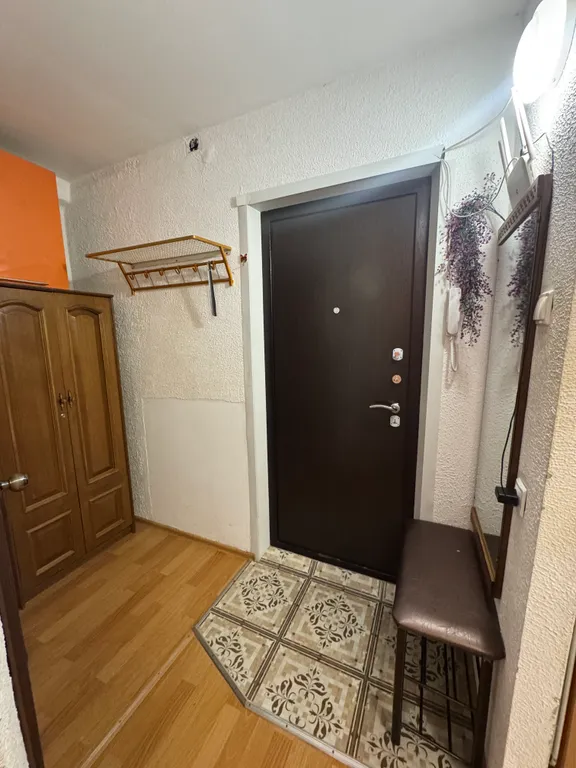 Уютная квартира на 10 лет октября