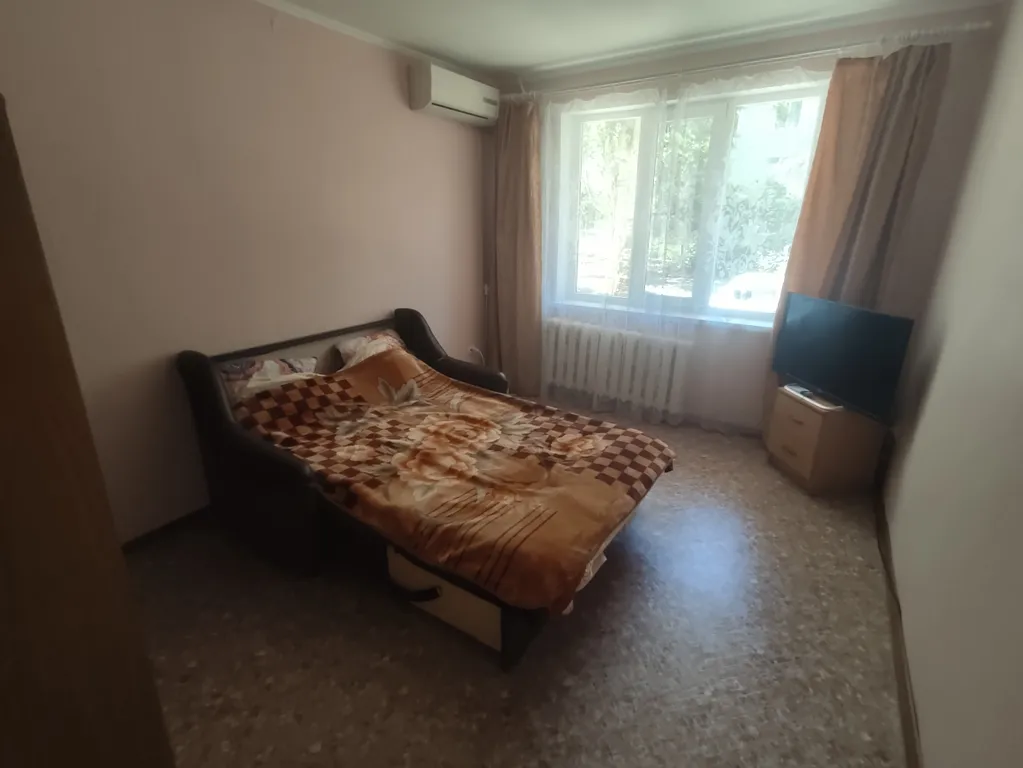 Уютная однокомнатная квартира — аренда посуточно в Ейск