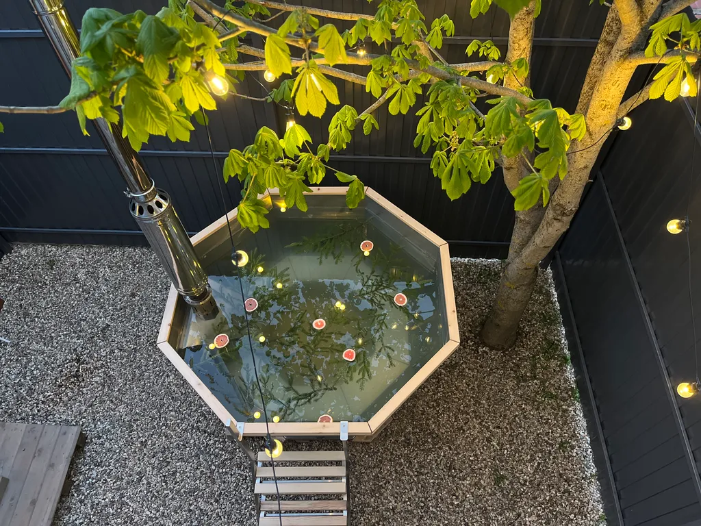 Дом с сибирским чаном, сауной и патио