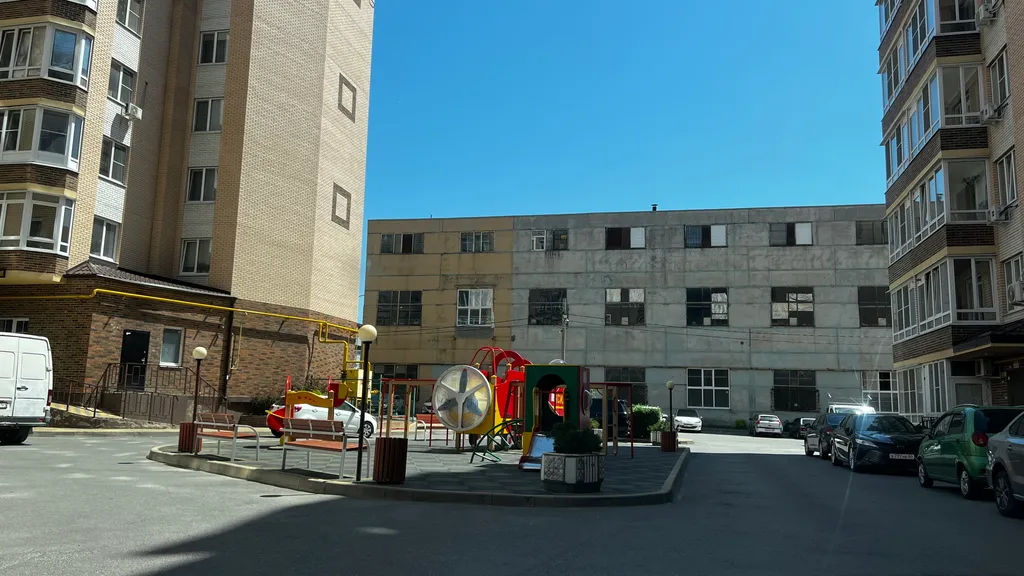 Большая однушка недалеко от М4