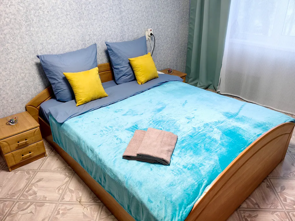 Квартира Отличное расположение: 1-к кв на Дзержинского, рядом с "Звездочкой" — аренда посуточно в Северодвинск