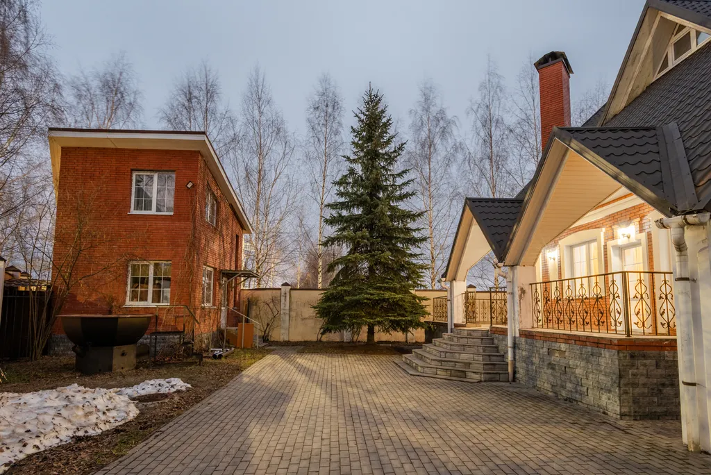 Коттедж Дом с бассейном и сауной — Горки-2