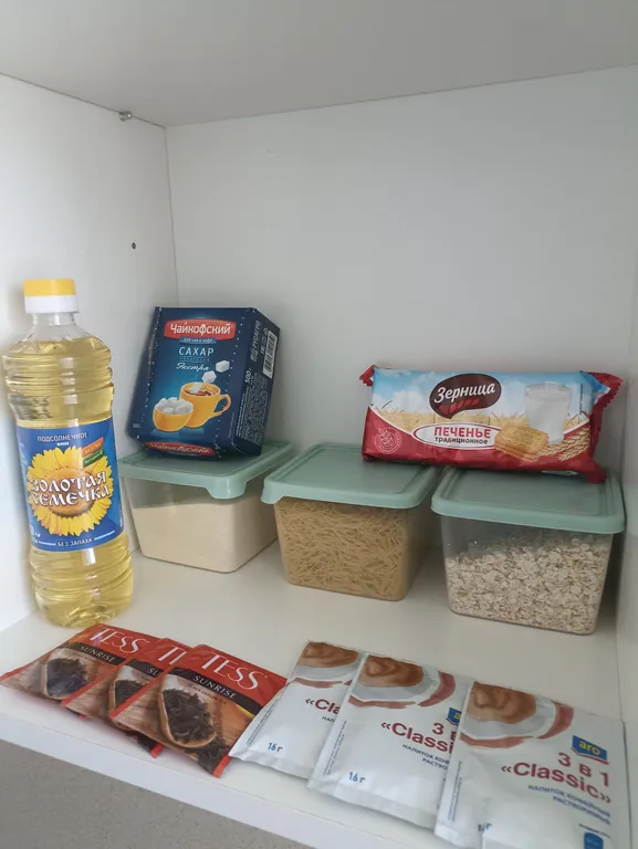 Студия с парковкой под окном