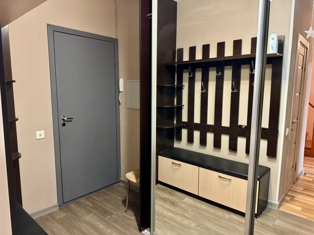 Двухэтажная трёхкомнатная квартира