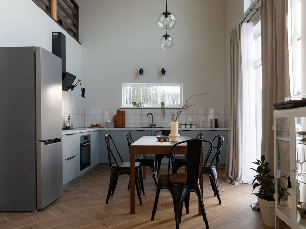 Коттедж 4-комнатный Дом — аренда посуточно в Екатеринбург