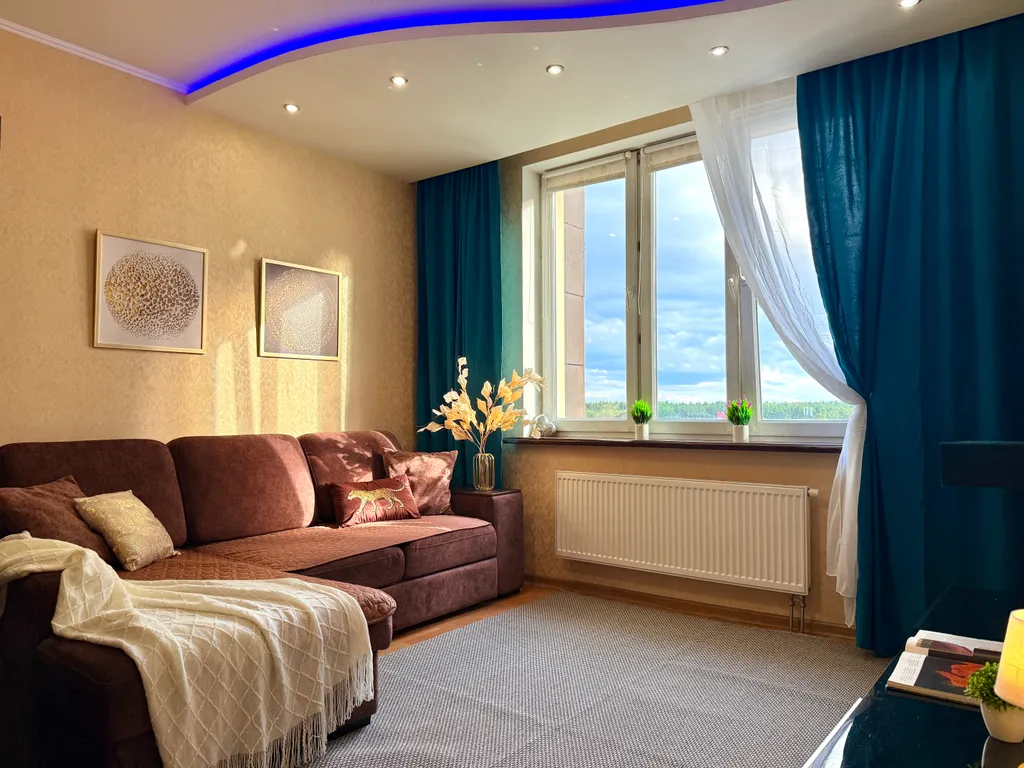 Дизайнерская евро-2-комнатная квартира с рабочей зоной — аренда посуточно в Одинцово