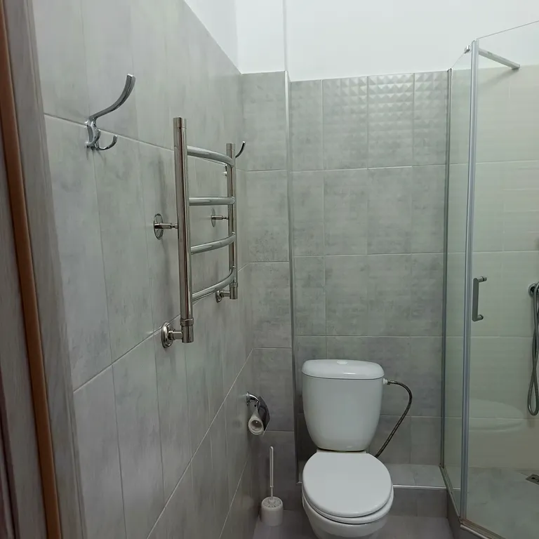 Квартира -студия с современным ремонтом