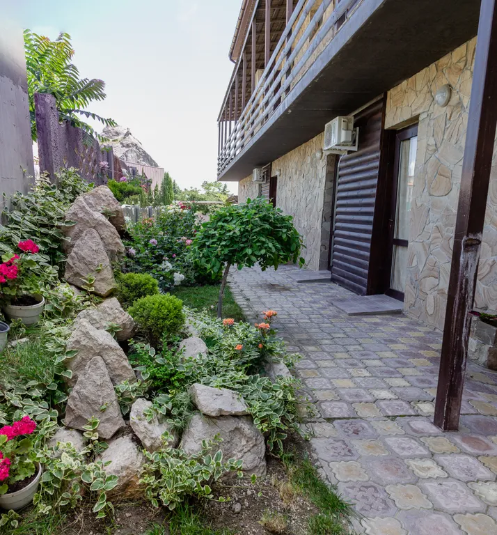 Стандартный номер с балконом с видом на Генуэзскую крепость