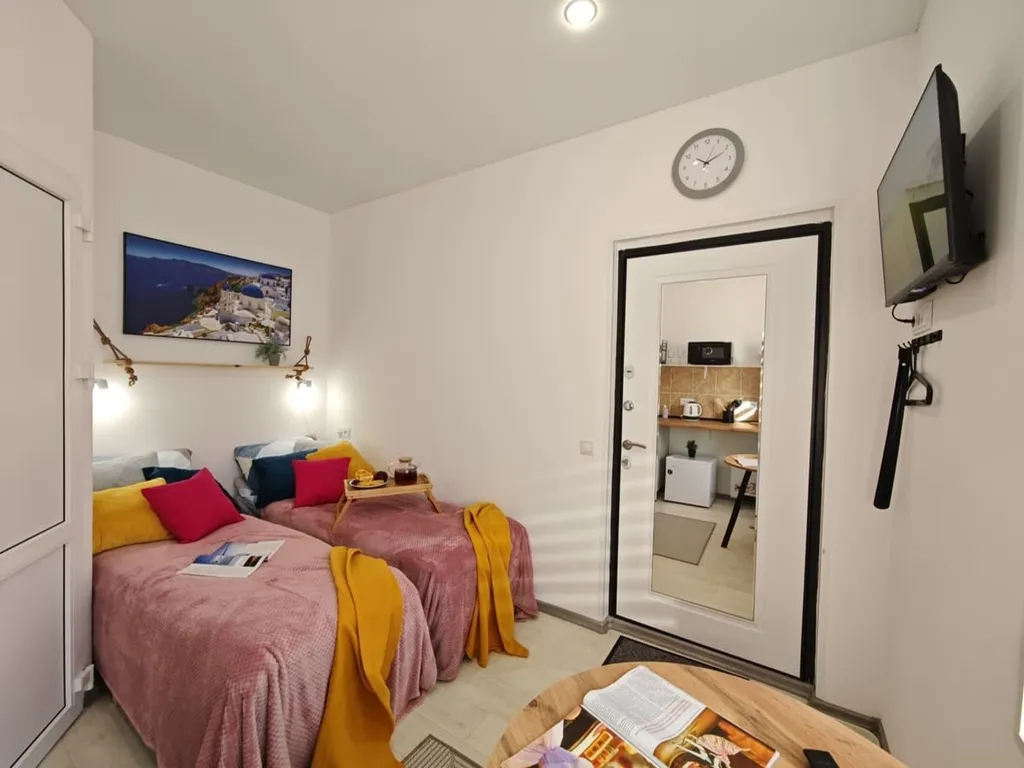 Уютная студия с кроватью-трансформером