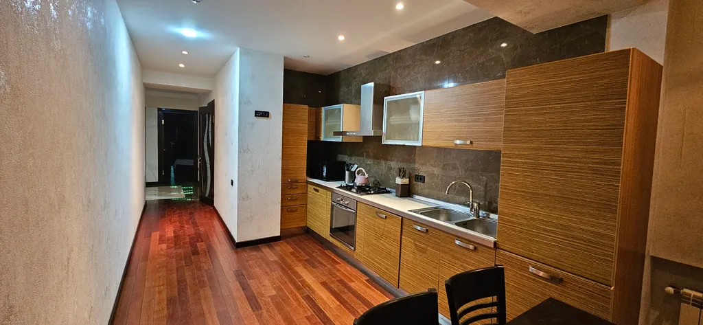 Квартира с видом на море и город