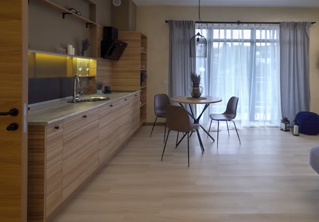 Апартамент с видом на бассейн