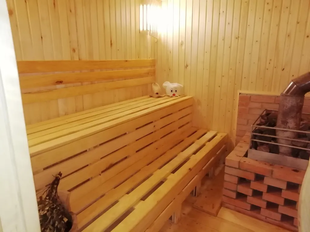 Садовый домик в сосновом бору в 100 метрах от озера