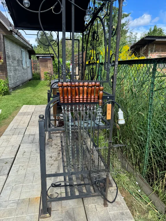 Уютный домик с печью-камином в центре