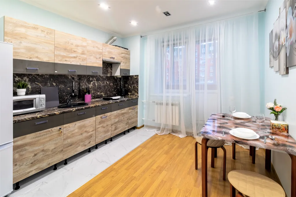 Чистая квартира в микрорайоне Красная горка в 4 километрах от центральной площади