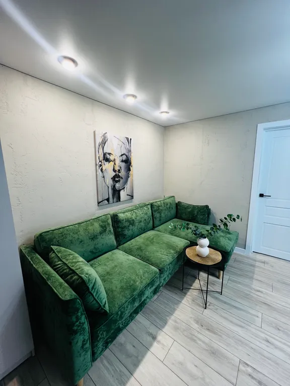 Просторная квартира в центре города с дизайнерским ремонтом — аренда посуточно в Белорецк