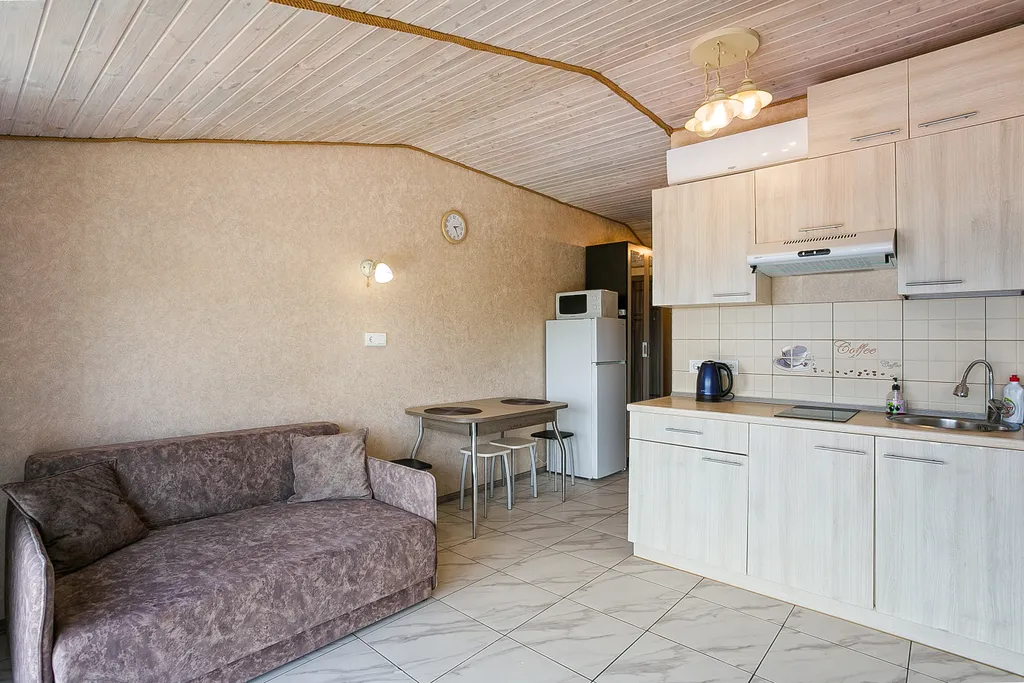 Квартира-студия с панорамным видом на море