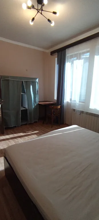 Уютный гостевой дом с частными комнатами и общим санузлом