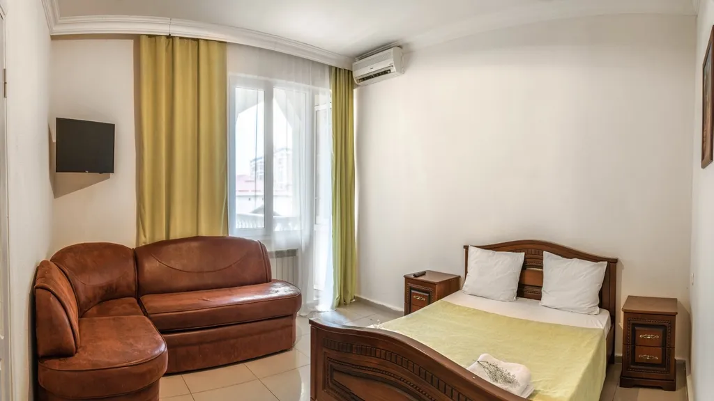 Квартира Полукомфорт 3-х местный (с общим балконом) — аренда посуточно в Дагомыс