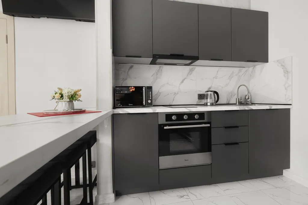 Уютная студия рядом с центром Очеретиной