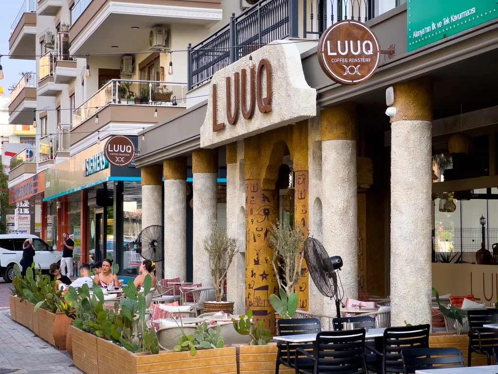 Elize апартамент, море и ритм города