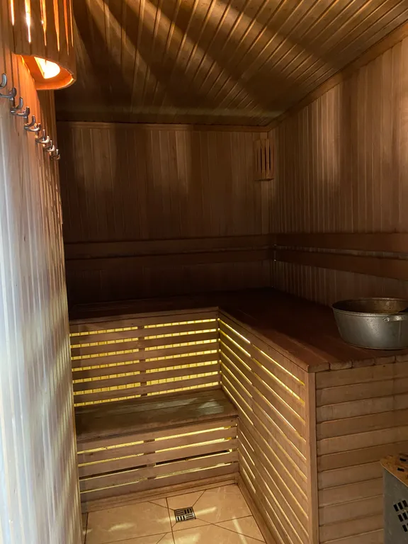 Частный дом в 15 минутах от центра