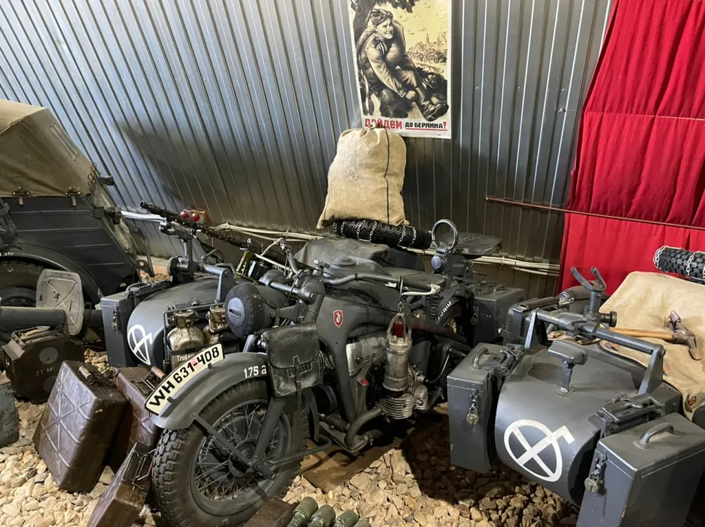 Шестиместный коттедж с тремя спальнями на берегу озера Селигер