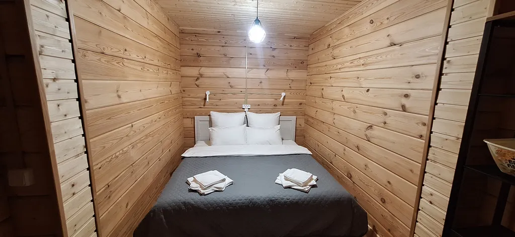 Дома для отдыха "Ипиней" С видами на домашние вулканы, город, бухту