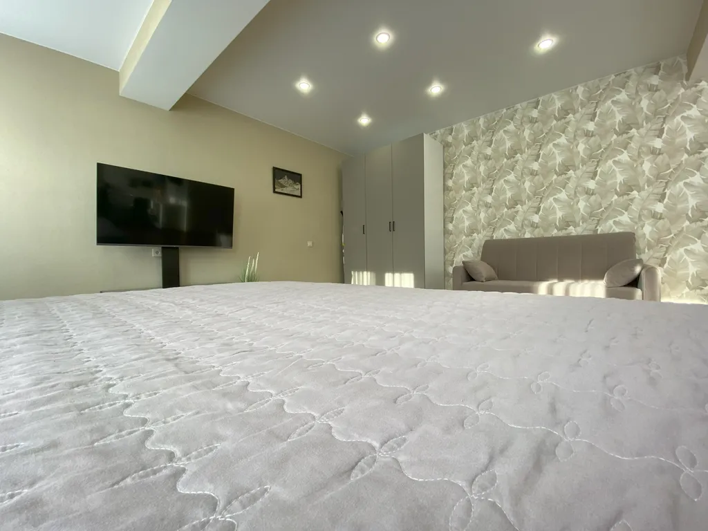 Шикарная 1-комнатная квартира на берегу моря