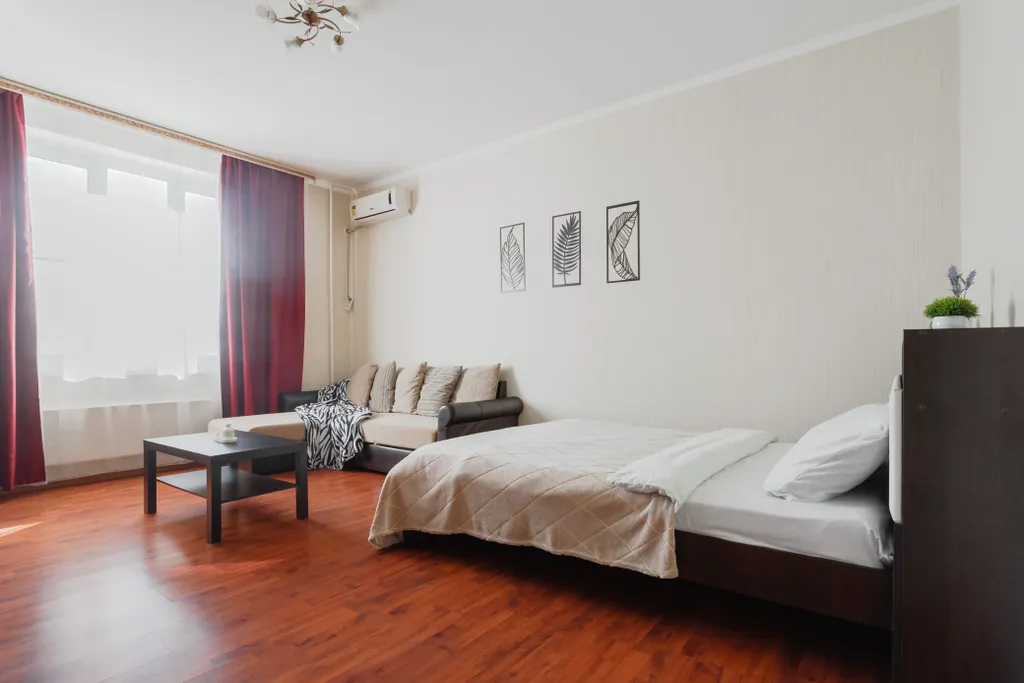 Большая 1-комнатная квартира с отдельной кухней — аренда посуточно в Ростов-на-Дону