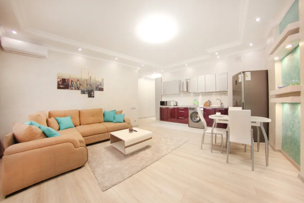 Квартира Уютная двухкомнатная квартира рядом с ТРЦ Мега — Алматы