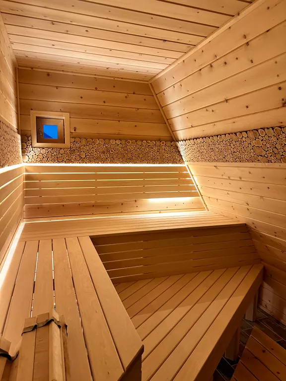 Домик Царская баня с подогреваемым  бассейном