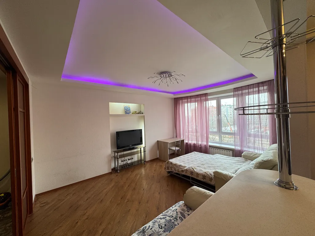 Большая 3-комнатная квартира рядом с Ареной Мытищи 2+2+1+1 — аренда посуточно в Мытищи