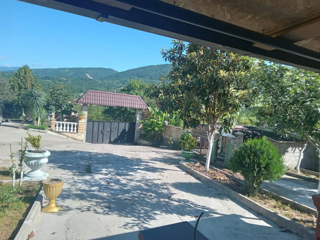 Коттедж Лучана с видом на горы