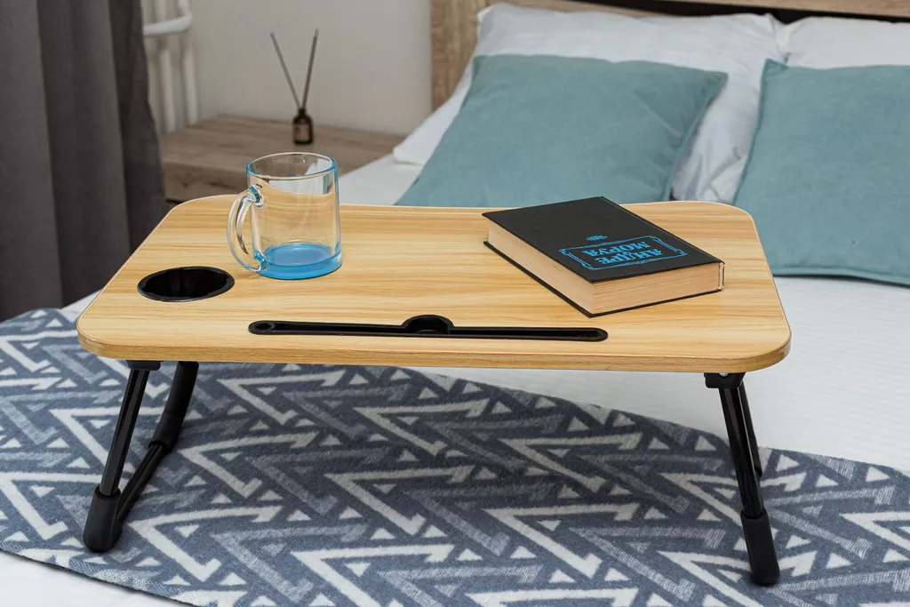 Студия с видом на озеро