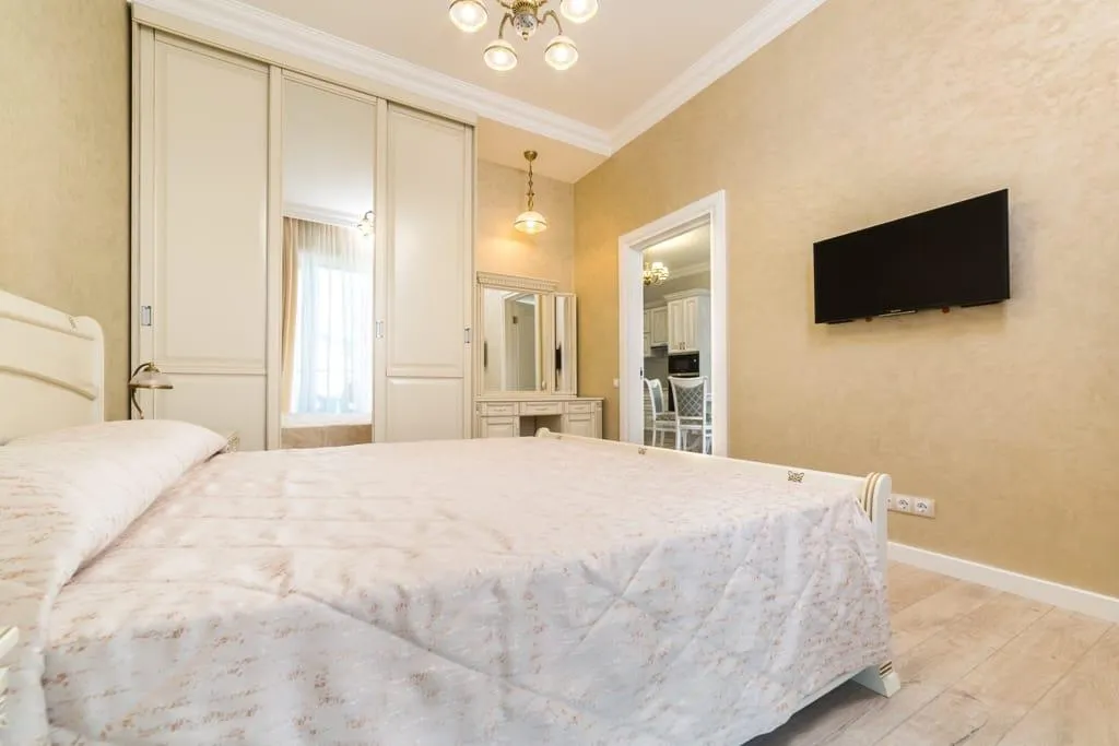 Апартамент на высоком этаже с видом на море