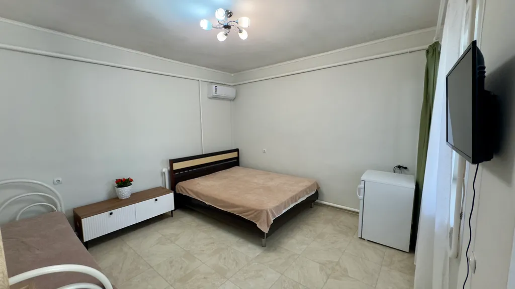 Квартира Квартира №3 Чистый уютный эконом с кондиционером в 3 мин от пляжа — Геленджик