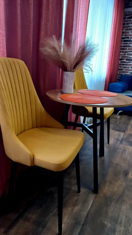 Уютная студия для тех кто любит комфорт, с видом на горы и город