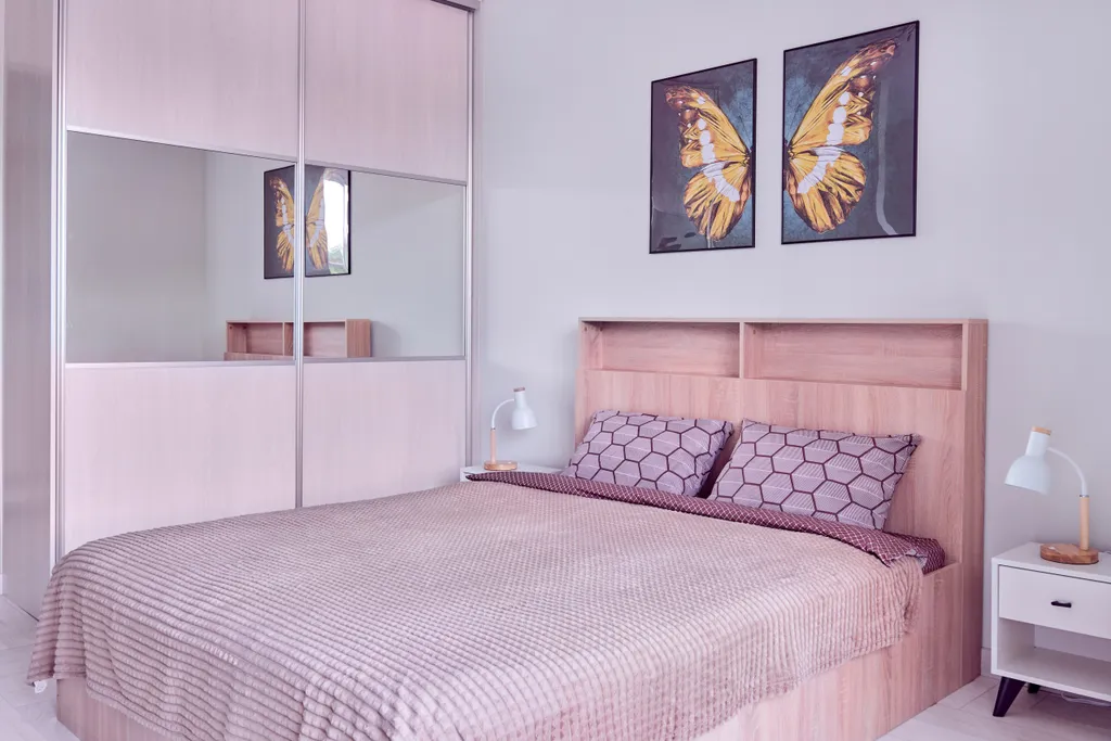 Студия на Розы Люксембург, 19  (дом без лифта)