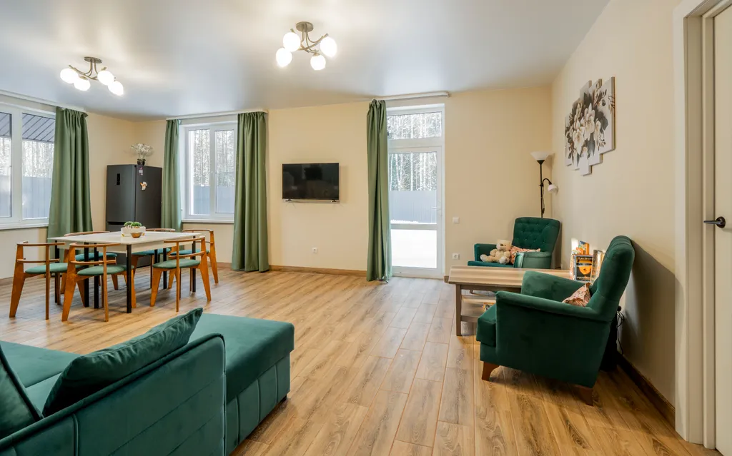 Коттедж Уютный дом у леса — Агалатово