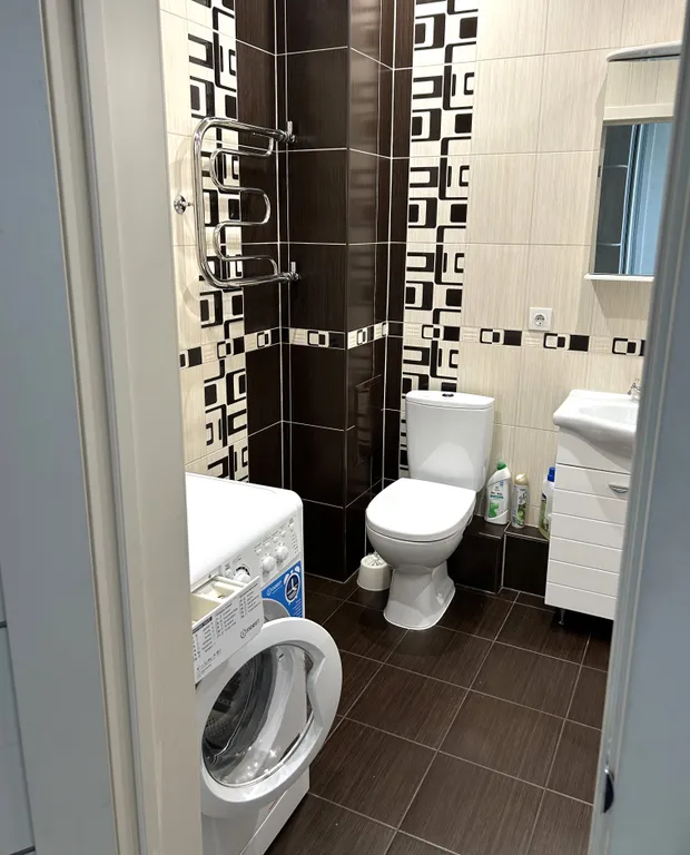 Комфортная квартира в районе Арены Ерофей недалеко от центра города.