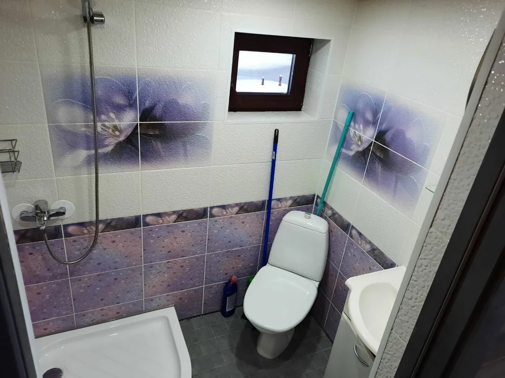 Домик у реки