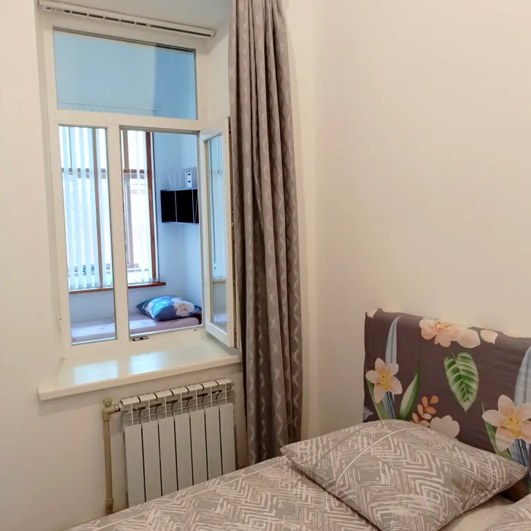 2-комнатная квартира возле набережной