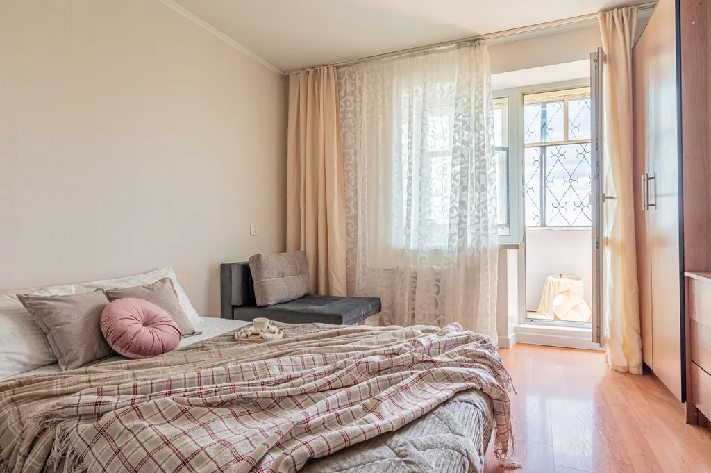 Просторная квартира — аренда посуточно в Верхняя Пышма