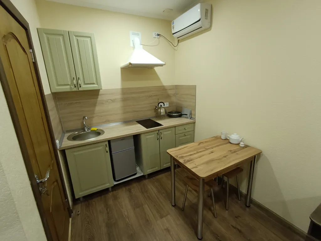 Трёхместный номер с кухней, второй этаж