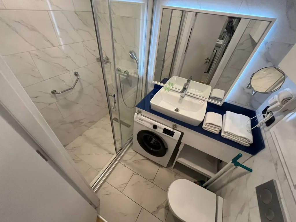 Апартаменты на первой береговой линии в апарт-отеле orbi city